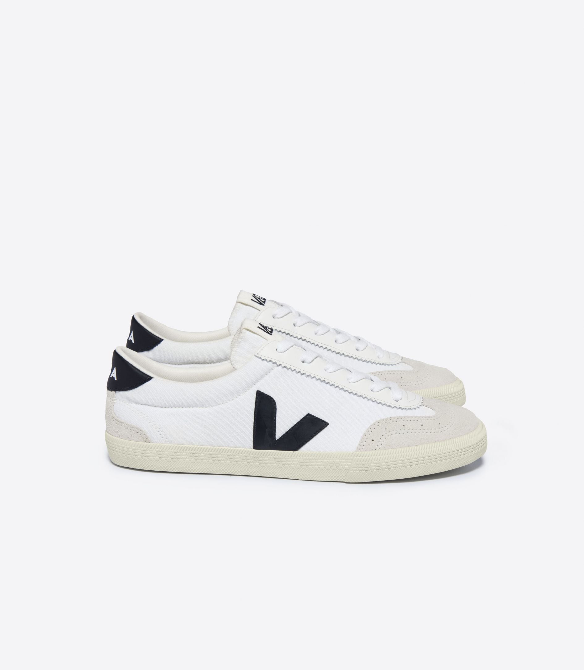 Tenis Veja Volley Canvas Hombre