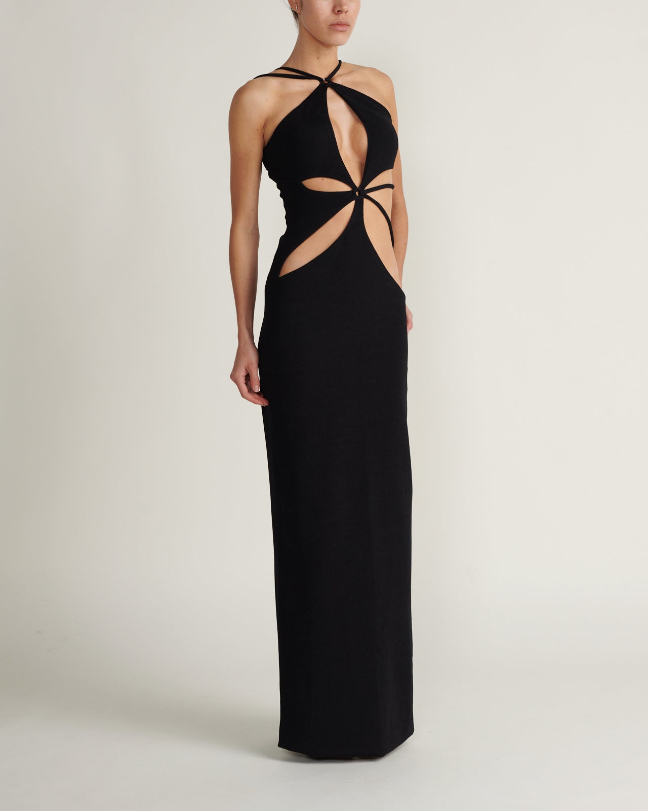 Vestido Maxi Cut Out Negro