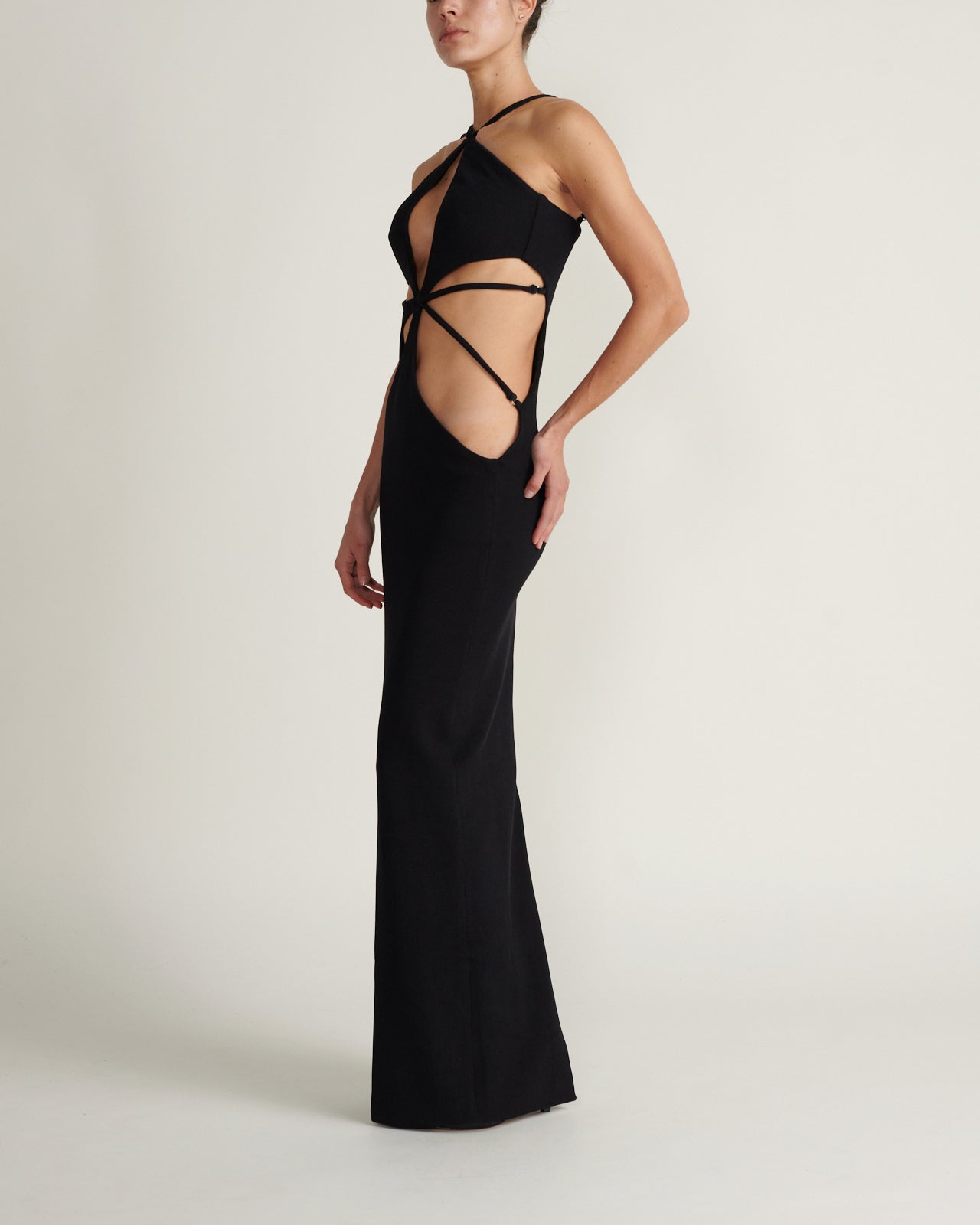 Vestido Maxi Cut Out Negro